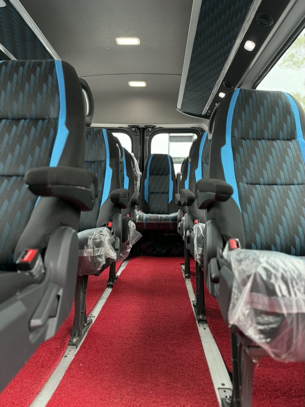 Urbania Tempo Traveller interior